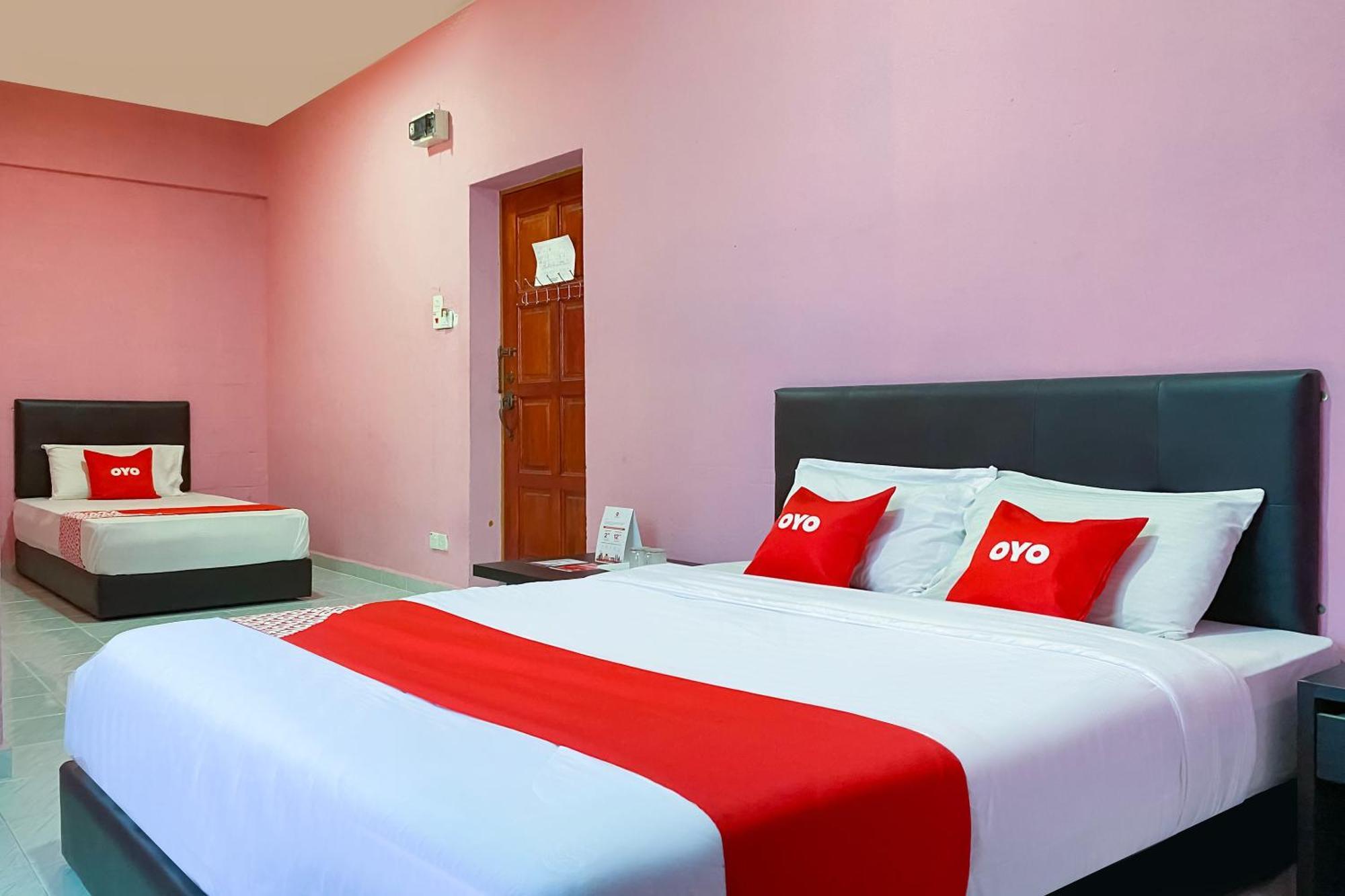 Coop Hotel Кангар Екстер'єр фото