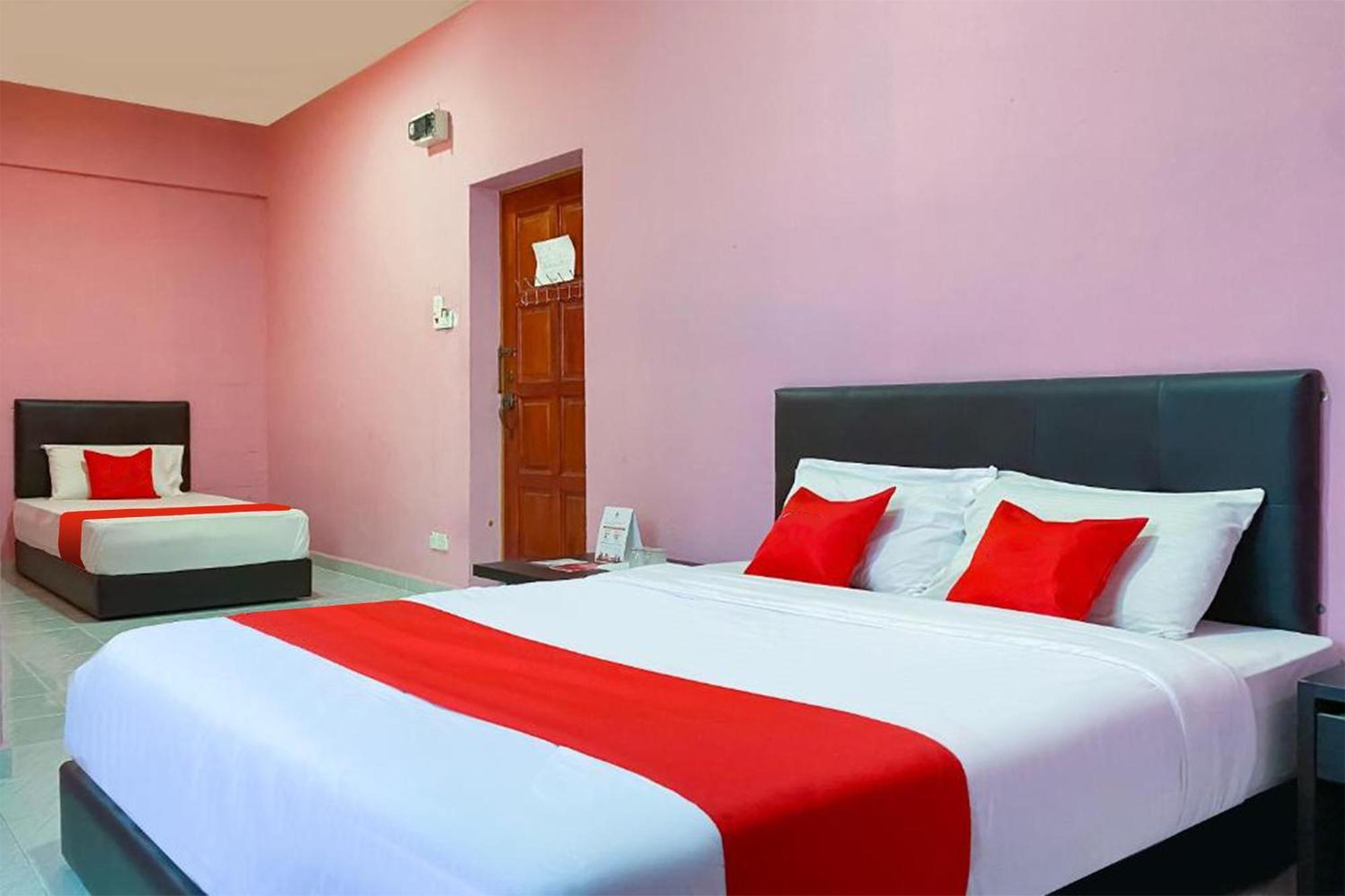 Coop Hotel Кангар Екстер'єр фото